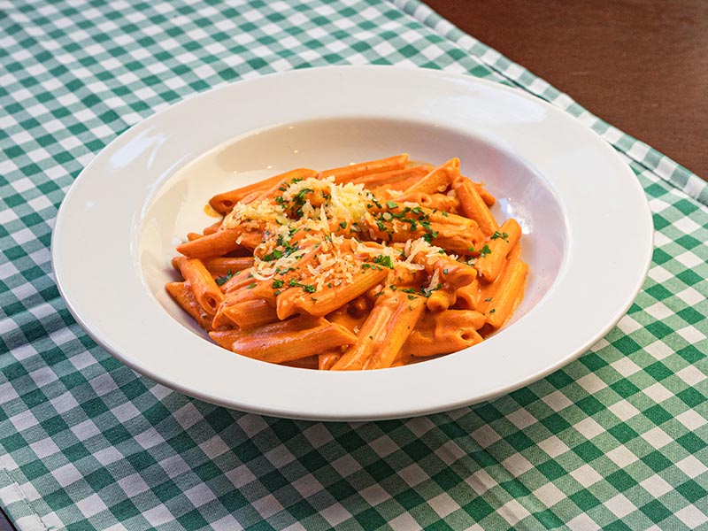 Comida italiana em Salvador na Cantina Volpi - Penne Alla Vodka