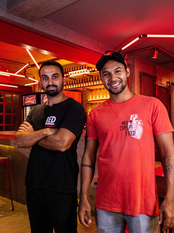 Peu Magalhães e Edno Alves - Red Burger 