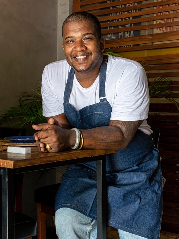 Chef Ícaro Rosa participa do Festival Churrascada em São Paulo