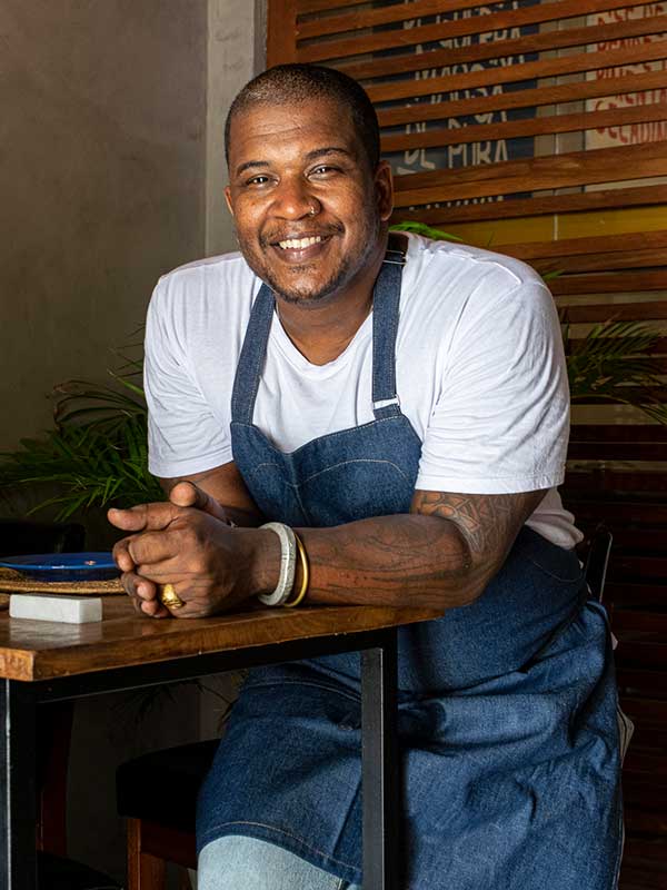 Chef Ícaro Rosa no Purgatório Bar